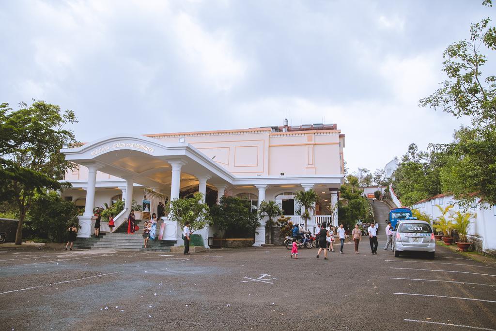 Memories Hotel Bảo Lộc Exterior foto